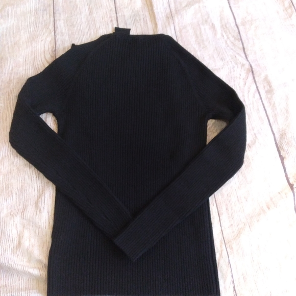 Bzzy Style black ribbed sweater sz 18 girl - Picture 4 of 4